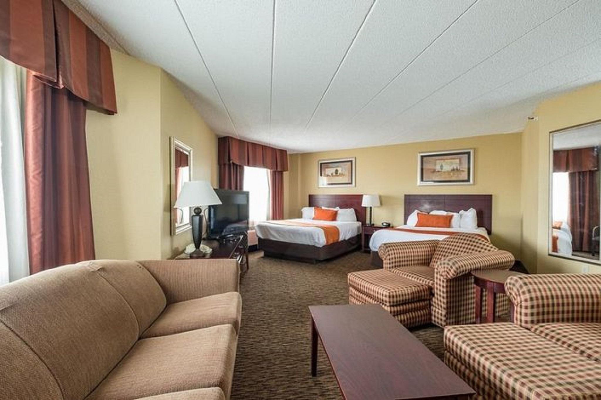 Western Dakota Ridge Hotel